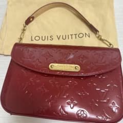 Louis Vuitton 赤 ベルニハンドバッグのサムネイル