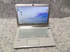 美品　SONY VAIO SVE14A38CJW SSD、office付きのサムネイル
