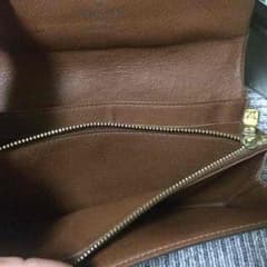 長財布のサムネイル