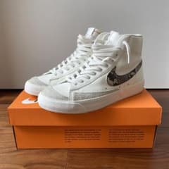 NIKE W BLAZER MID '77 SE  27.5cmのサムネイル