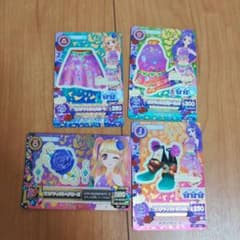 アイカツカード 4枚セット LOVE MOONRISEのサムネイル