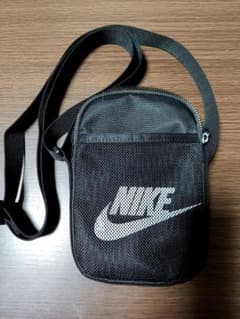 NIKE メッシュ ショルダーバッグ ブラックのサムネイル