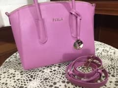 最終お値下げ FURLA ピンクパープルバッのサムネイル