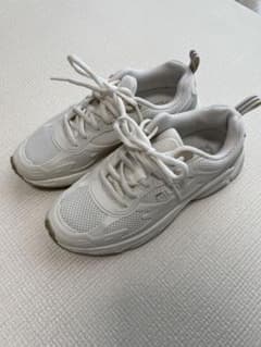 FILA ホワイト ランニングシューズ 23.0cmのサムネイル