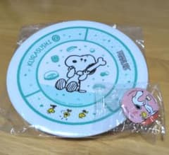 くら寿司 スヌーピー メラミンプレートおまけ缶バッジのサムネイル