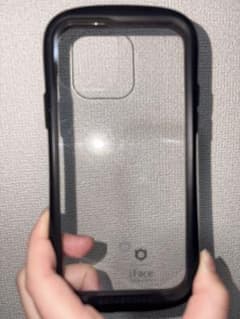 iFace iPhone12用 透明ケース ブラックのサムネイル