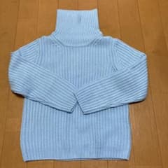 タートルネック ニット セーター120センチのサムネイル