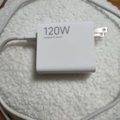 Xiaomi 120W 急速充電器 純正ケーブル付き（ほぼ未使用）のサムネイル