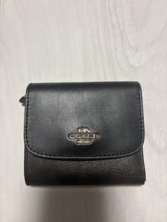 COACH ブラックレザー 三つ折り財布のサムネイル