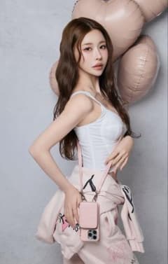 鈴木亜美さん しいちゃんさん iPhoneケースストラップ 16pro - メルカリ