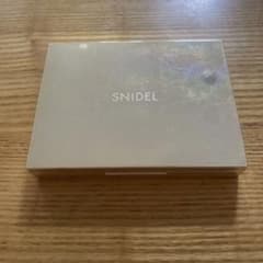 SNIDEL フェイス スタイリスト 01 アイシャドウパレットのサムネイル