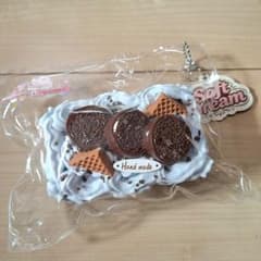 Soft Dream 昭和ケーキ オレオ チョコ ミント スクイーズのサムネイル