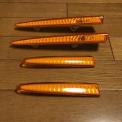 スバル SUBARU R2 純正ウインカー前後　新車はずしのサムネイル