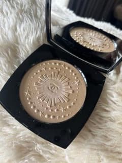 CHANEL シャネル ダイヤモンド ダスト ドゥ シャネル ハイライトのサムネイル