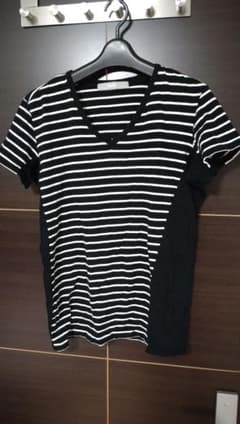 VADEL　Tシャツのサムネイル