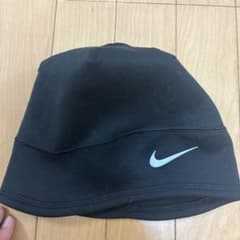 B*P様 NIKE ビーニー ブラック　スカルキャップのサムネイル