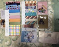 嵐　会報+グッズ　まとめ売りのサムネイル