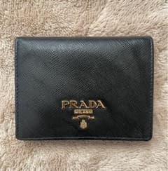 PRADA 折り財布のサムネイル