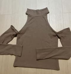GYDAトップスのサムネイル