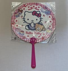 ハローキティ　うちわ