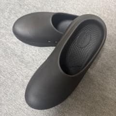 OOFOS OOcloogプラス27cm　ウーフォスサンダルのサムネイル