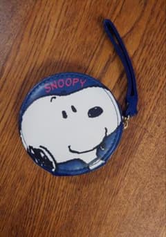 SNOOPY スヌーピー 丸型ポーチ コインケース ストラップ付きのサムネイル