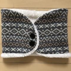 ノルディック柄 ネックウォーマー ボア ボタン付きのサムネイル