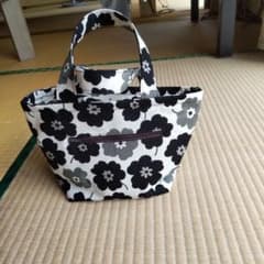 モノトーン 花柄 トートバッグ ミニバッグのサムネイル