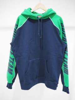 17aw Supreme Hoodie Sweatshirtのサムネイル