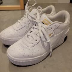 PUMA　厚底　スニーカー　24センチのサムネイル