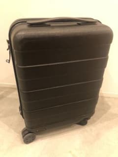 【無印良品】ストッパー付きハードキャリー ブラック 19L 機内持込可のサムネイル