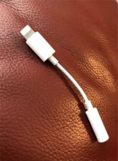 iPhone  変換アダプター  イヤフォンのサムネイル