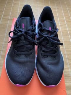 ◎お値下げ【極美品】NIKE ナイキウィメンズダウンシフター10 ピンク23.5のサムネイル