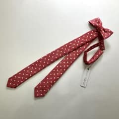 タグ付き giraffe ジラフ レッド ドット 蝶ネクタイ型の変形ネクタイ タグ付き giraffe ジラフ レッド ドット 蝶ネクタイ型の変形ネクタイ