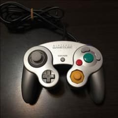 任天堂ゲームキューブ コントローラのサムネイル