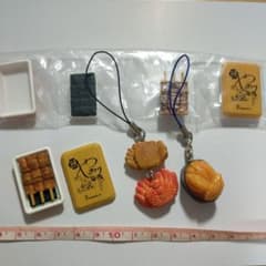 ぴぁす様　ガチャ 焼き鳥弁当 カニ 寿司 セットのサムネイル