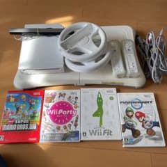 Nintendo Wii本体　ソフト4本　付属品セットのサムネイル