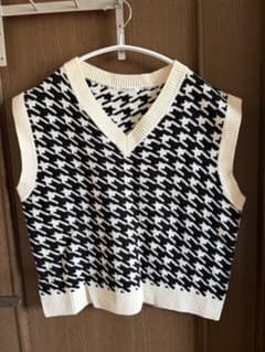 COLZA 千鳥格子柄 Vネック ニットベストのサムネイル