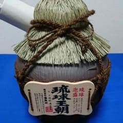 泡盛 琉球王朝 5400ml 3升 甕のサムネイル