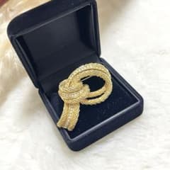 Christian Dior ブローチ ロープ ラインストーン ヴィンテージ Christian Dior ブローチ ロープ ラインストーン ヴィンテージ - メルカリ