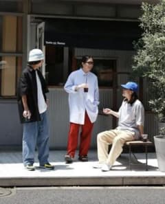 UNIVERSAL PRODUCTS SUMMER CORDUROY PANTSのサムネイル