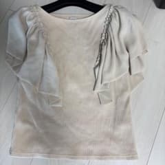 ドッキングフリルトップス