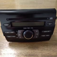 L175S ダイハツ ムーブ 純正カーオーディオ CD ラジオのサムネイル