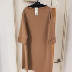 新品 未使用 ワンピース 授乳口付 マタニティ 産後 エンジェリーべ ベージュのサムネイル