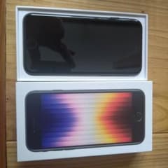iPhone SE (第3世代) ブラック 64GBのサムネイル