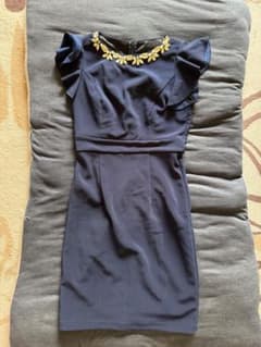 ネイビー ビジュー付き ミニドレス Sサイズ美品のサムネイル