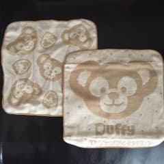 新品、未使用！ ダッフィー ガーゼ ハンカチのサムネイル