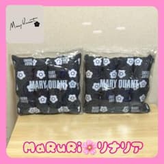 新品未使用　MARYQUANT / マリークワント　リバーシブルクッション ２個のサムネイル