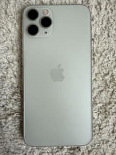 Apple iPhone 11 Pro 本体のサムネイル