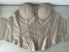 さ*ん様 Hugge ベージュ コルセット D70のサムネイル
